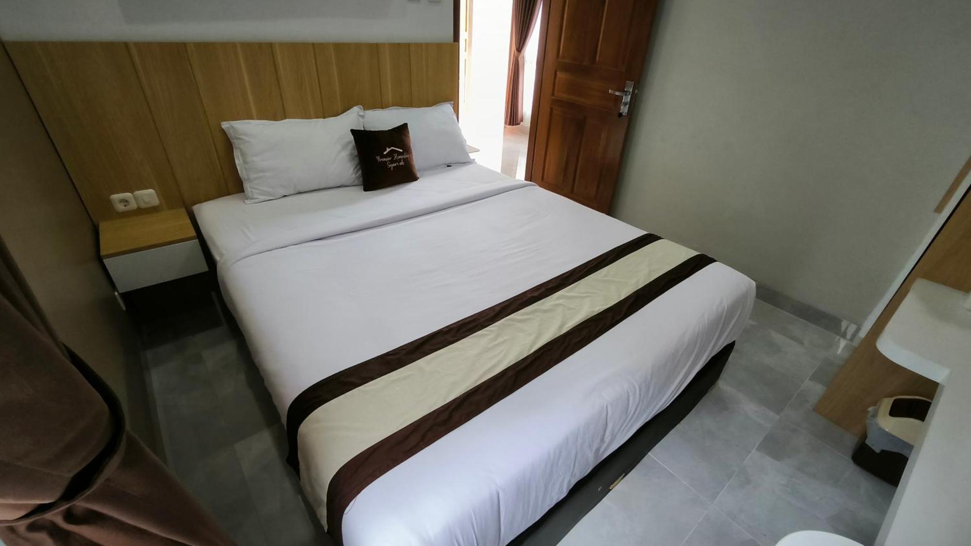 Premier Homestay Syariah Kalasan Exterior foto